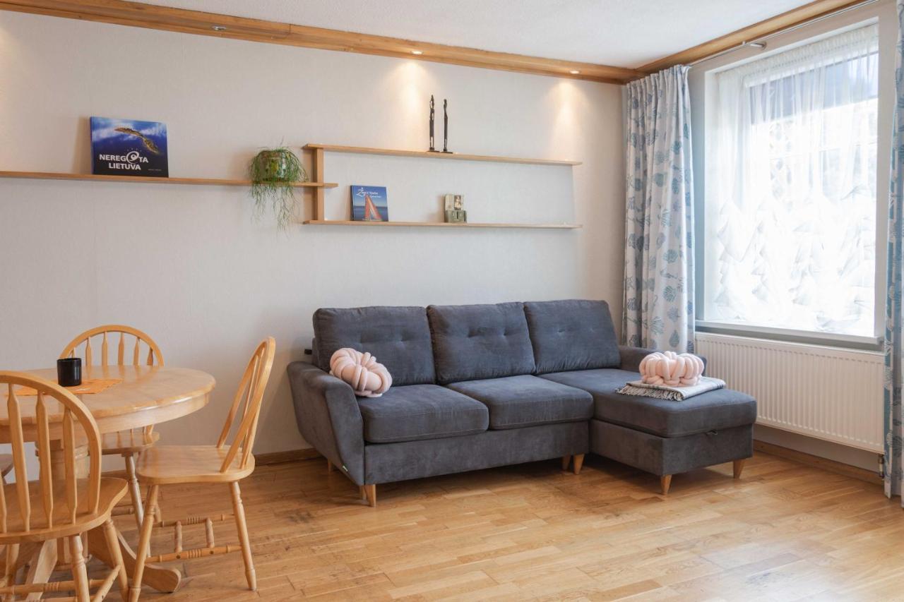 Cozy One Room Apartment With Yard Юодкранте Экстерьер фото